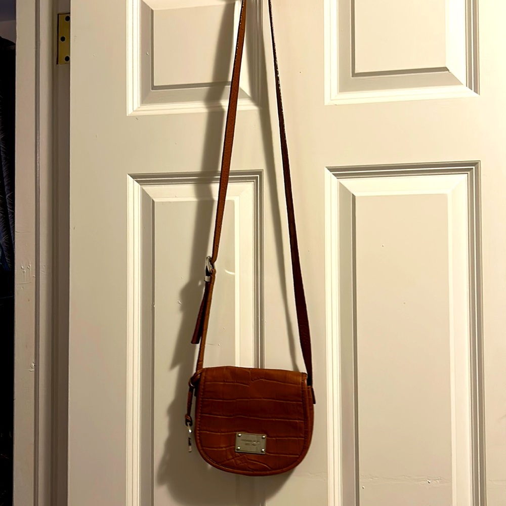 Michael Kors crossbody leather bag